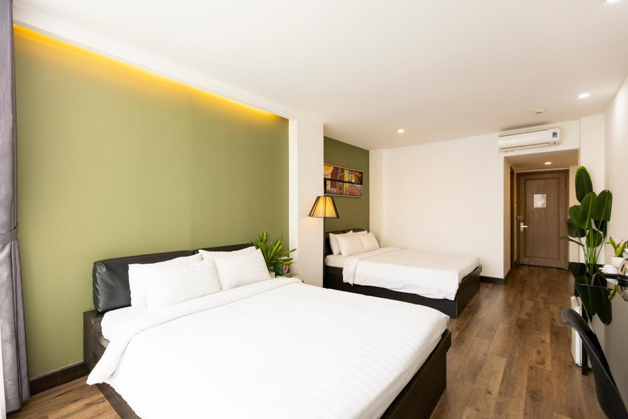 The One Premium Hotel Хошимин Екстериор снимка